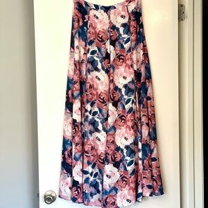 paper crown garden floral print maxi skirt size S
